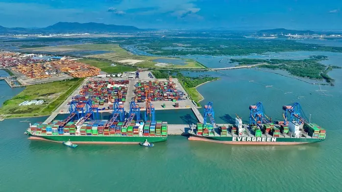 MỞ ĐƯỜNG CHO TP HCM TĂNG TỐC, VƯƠN TẦM: Hiện thực hóa khu thương mại tự do