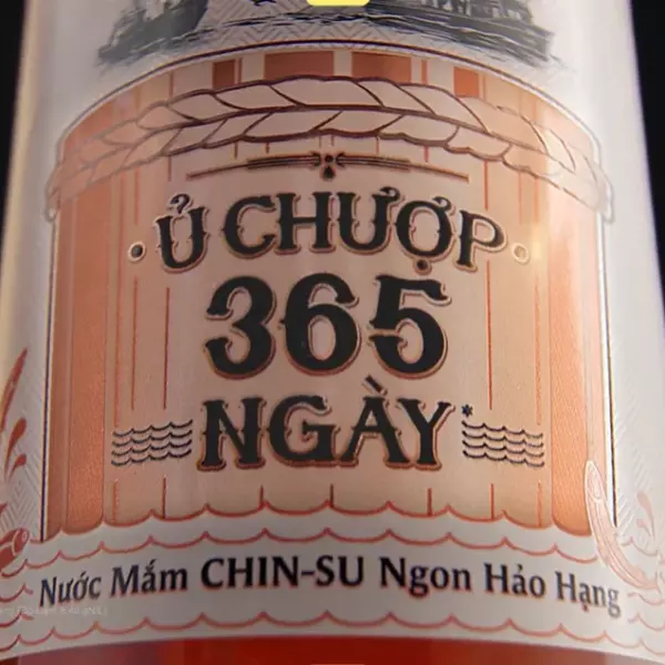 Nước mắm CHIN-SU Ủ CHƯỢP 365 ngày 40 độ đạm - MASAN
