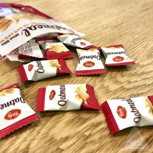 Bánh yến mạch Oatmeal sữa - Túi 40gram | Oatmeal Milk Biscuits - 40g bag - RICHY